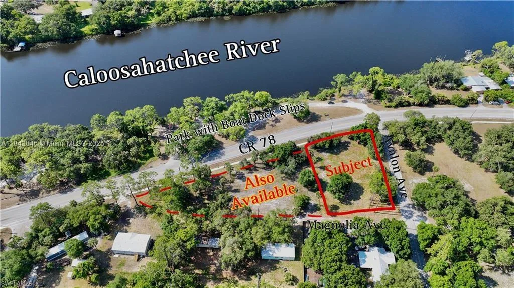 500 Avalon Ave, La Belle, FL 33935
