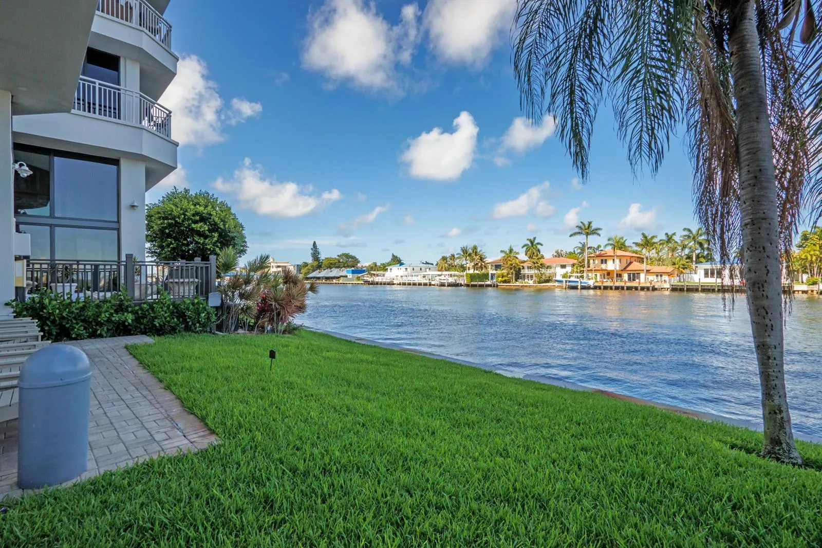 3100 NE 48th Street # 806, Fort Lauderdale, FL 33308