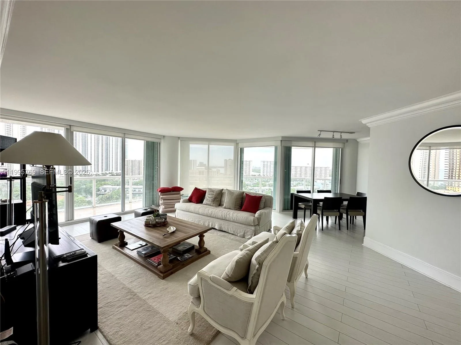 16500 Collins Ave # 1453, Sunny Isles Beach, FL 33160 photo 9