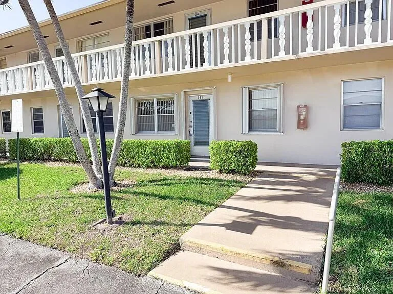 164 Kent # J, West Palm Beach, FL 33417
