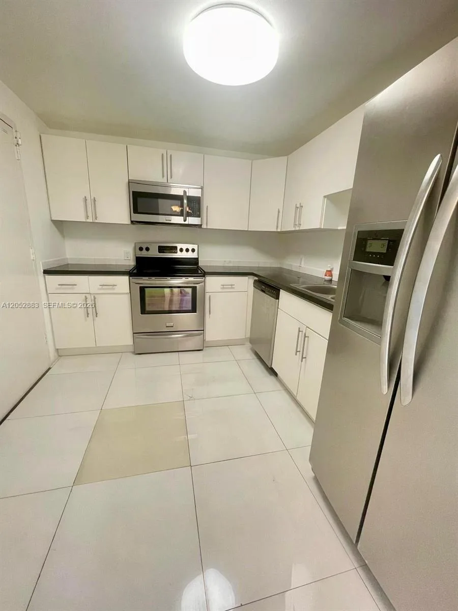13155 Ixora Ct # 201, North Miami, FL 33181 photo 2