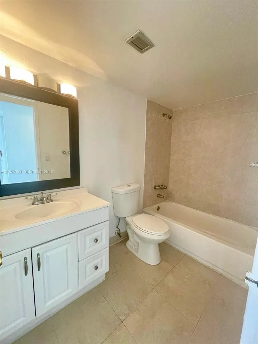 13155 Ixora Ct # 201, North Miami, FL 33181 photo 5