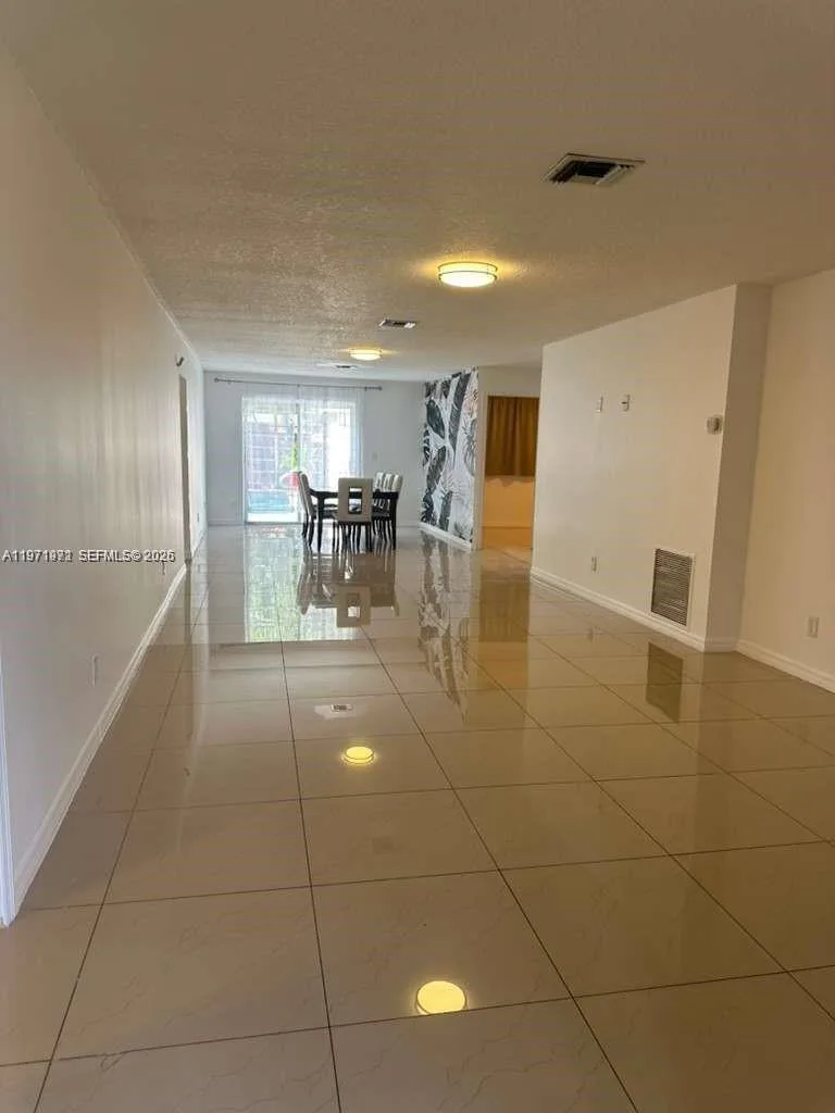208 SW 2nd Ave, Hallandale Beach, FL 33009 photo 5
