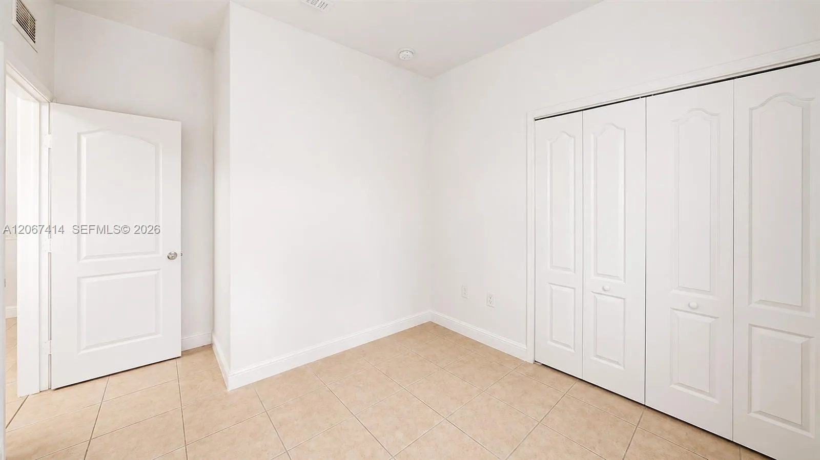 1652 SE 28th St # 200, Homestead, FL 33035