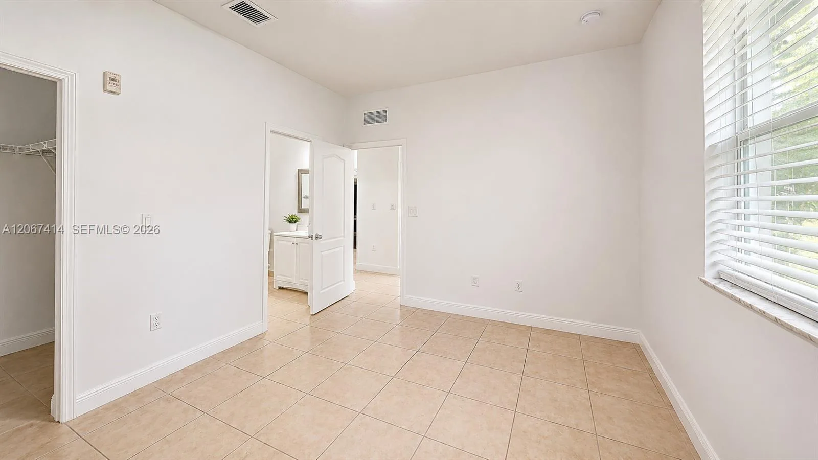 1652 SE 28th St # 200, Homestead, FL 33035 photo 5