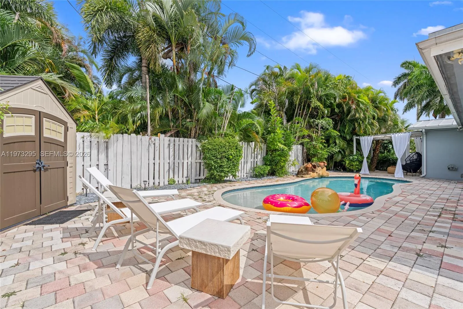 5900 NE 15th Ave, Fort Lauderdale, FL 33334
