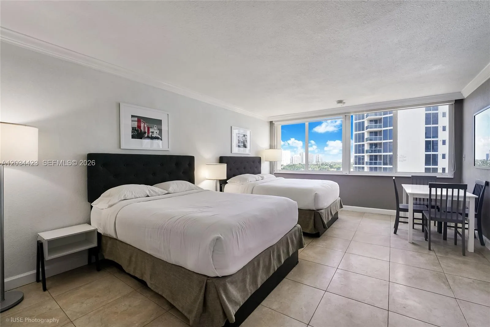 19201 Collins Ave # 827, Sunny Isles Beach, FL 33160 photo 2