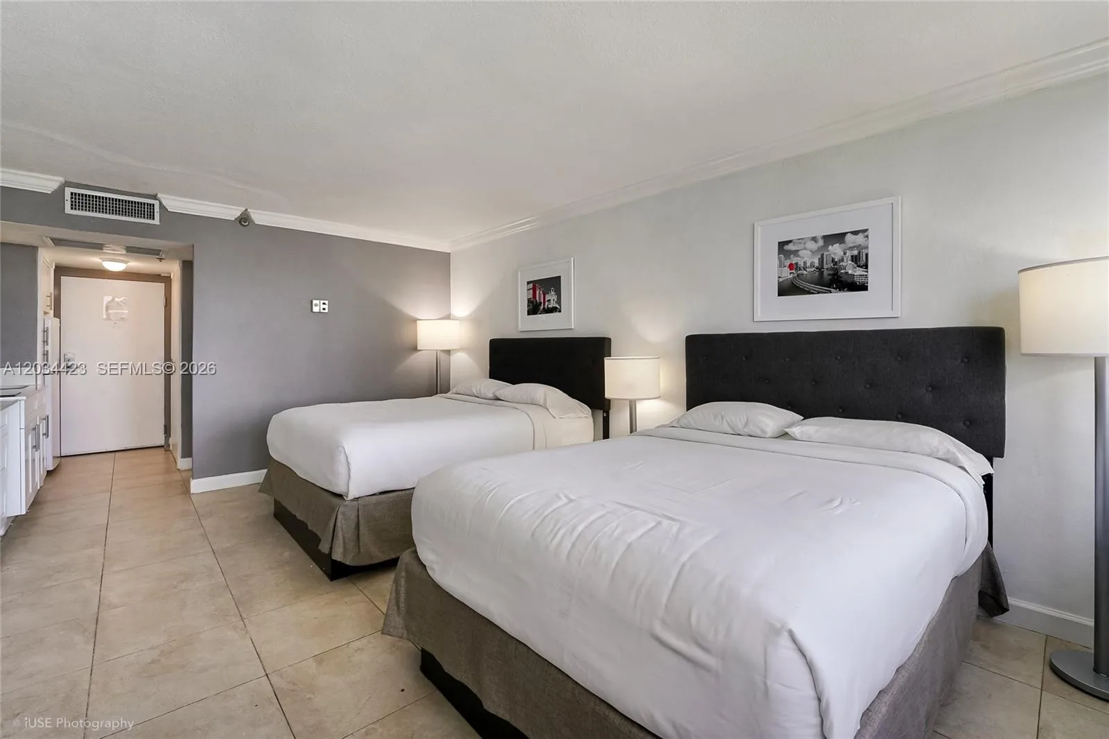 19201 Collins Ave # 827, Sunny Isles Beach, FL 33160 photo 4