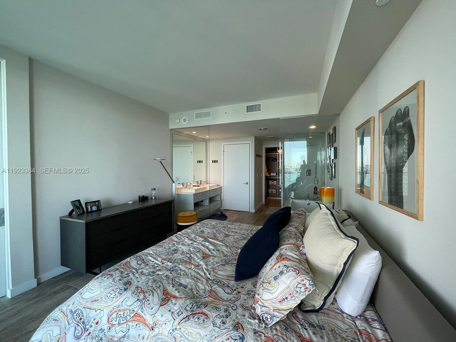 650 NE 32nd St # 3005, Miami, FL 33137 photo 11