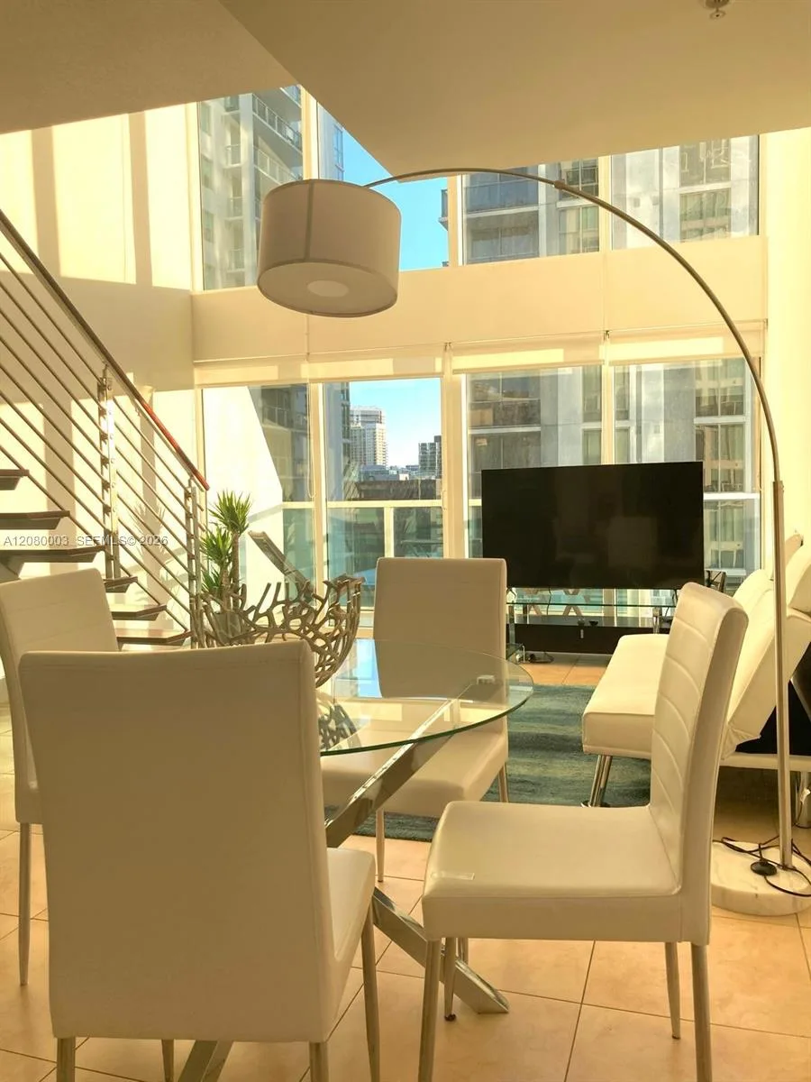 41 SE 5th St # 1204, Miami, FL 33131