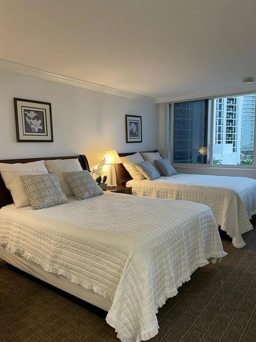 19201 Collins Ave # 640, Sunny Isles Beach, FL 33160 photo 5