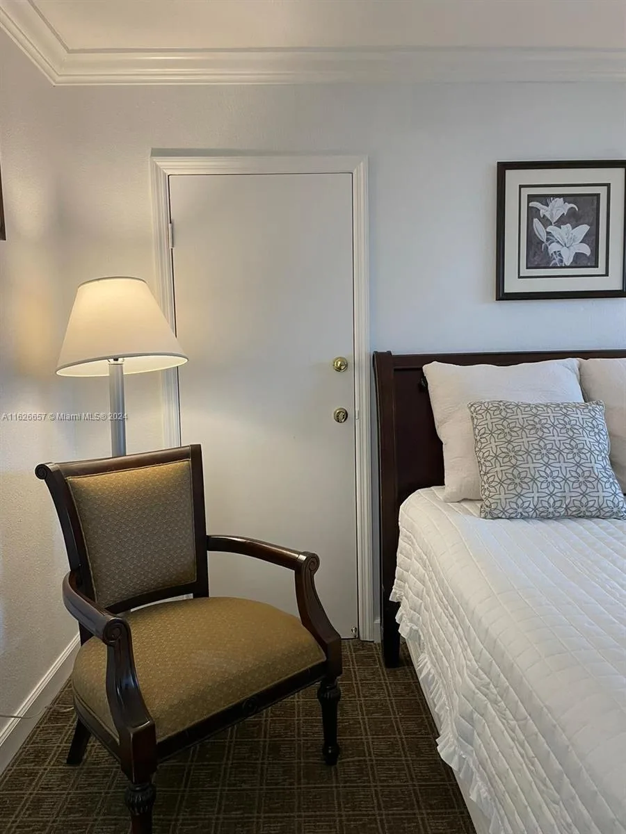 19201 Collins Ave # 640, Sunny Isles Beach, FL 33160 photo 6
