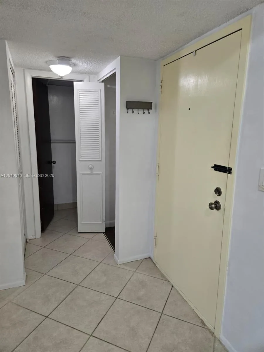 3690 Inverrary Dr # 2Q, Lauderhill, FL 33319 — zdjęcie 4