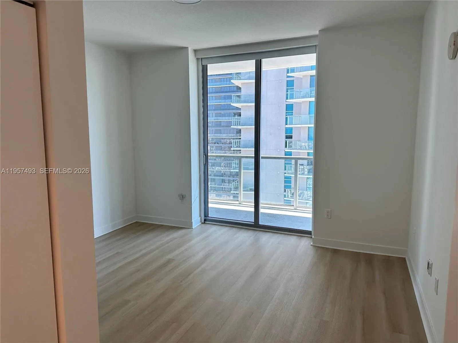 1111 SW 1st Ave # 3519-N, Miami, FL 33130 photo 6