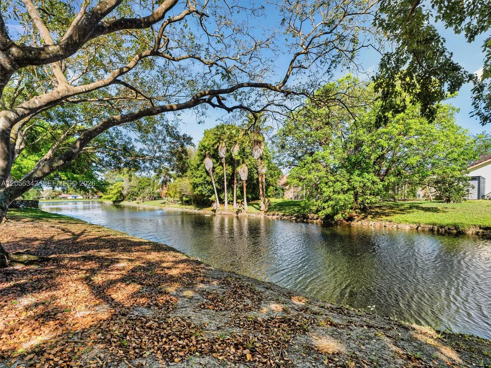 11407 Lakeview Dr, Coral Springs, FL 33071 photo 7