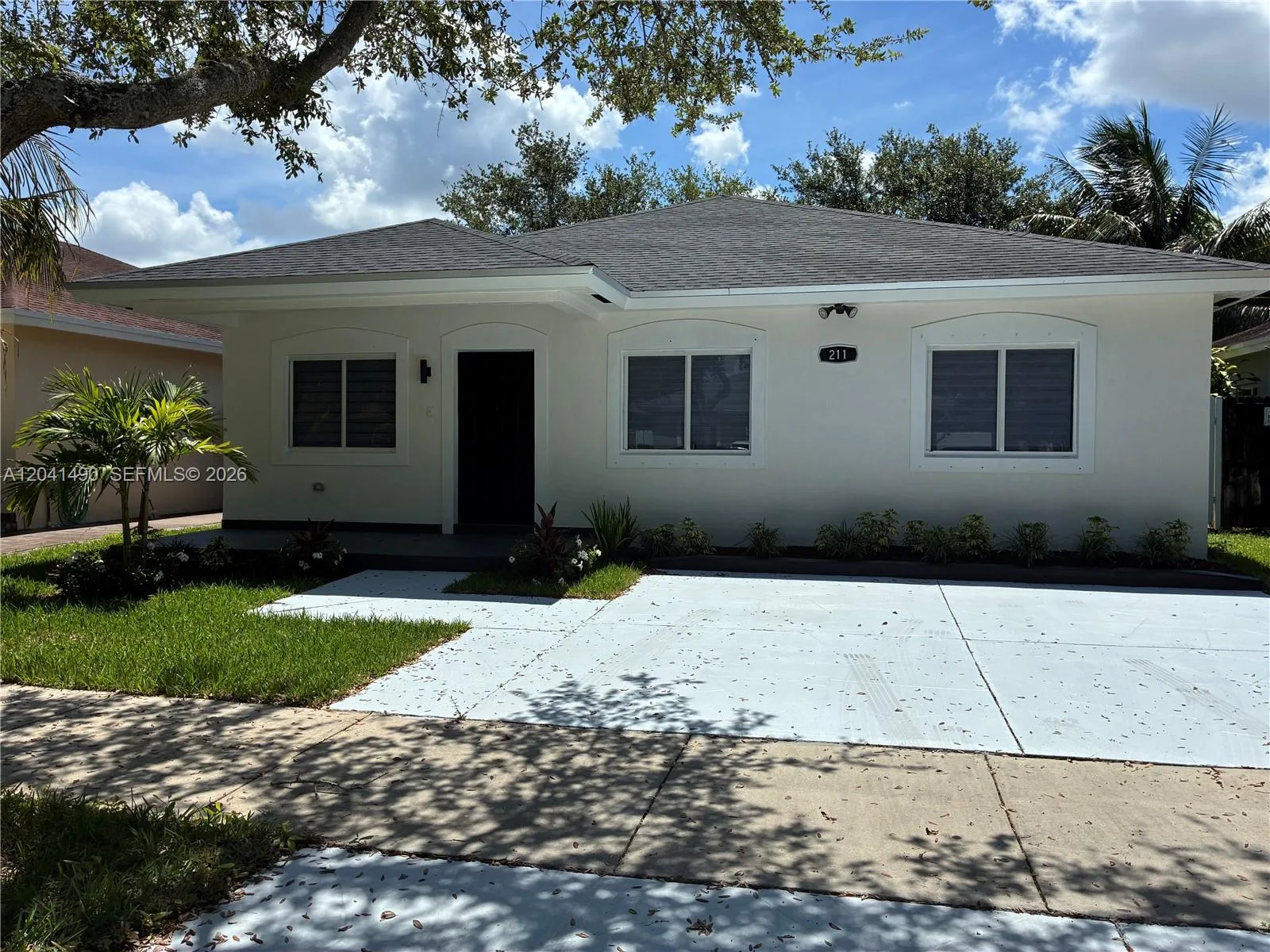 211 SW 15th Ter, Homestead, FL 33030