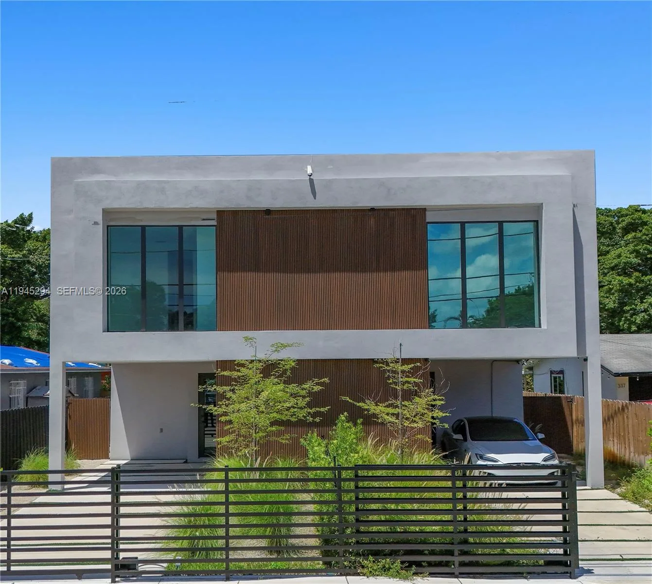 355 NW 50th St, Miami, FL 33127 photo 3