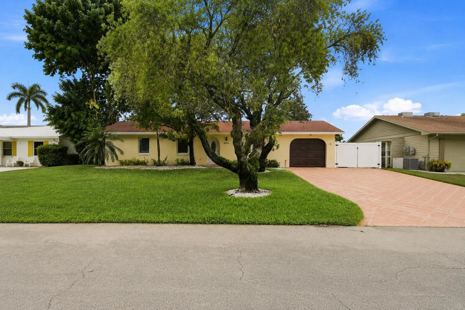 3606 Dorrit Avenue, Boynton Beach, FL 33436
