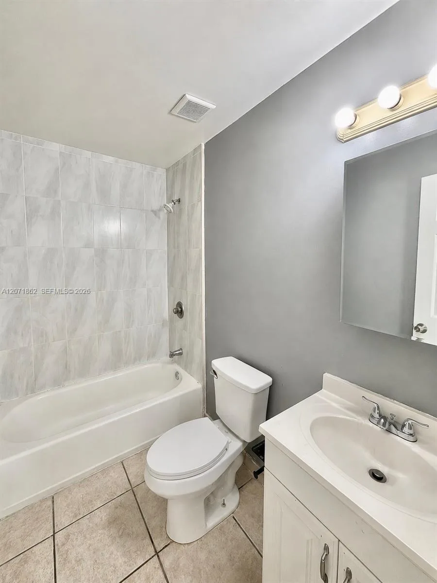 2653 SW 51st St # 1, Fort Lauderdale, FL 33312 photo 6
