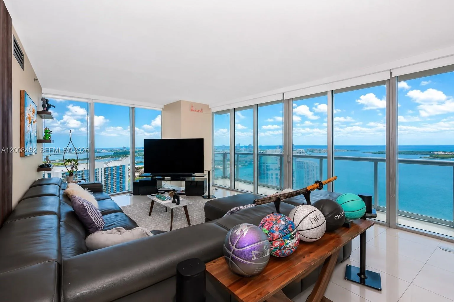 465 Brickell Ave # 5101, Miami, FL 33131
