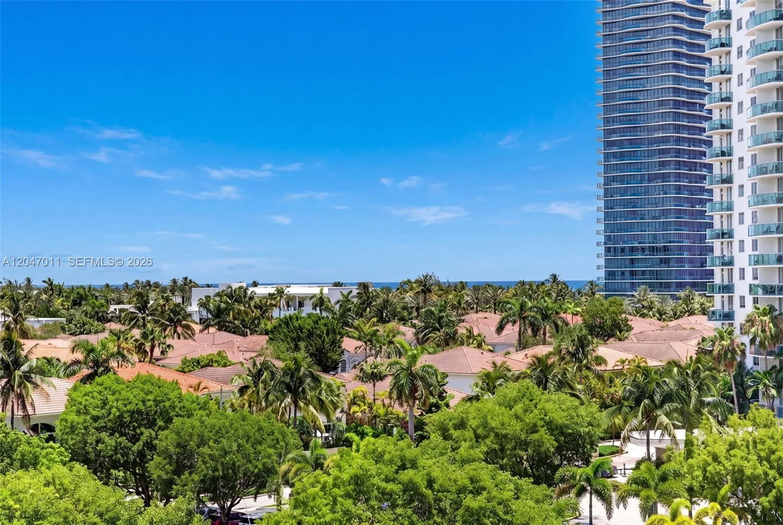 19380 Collins Ave # 608, Sunny Isles Beach, FL 33160 photo 3