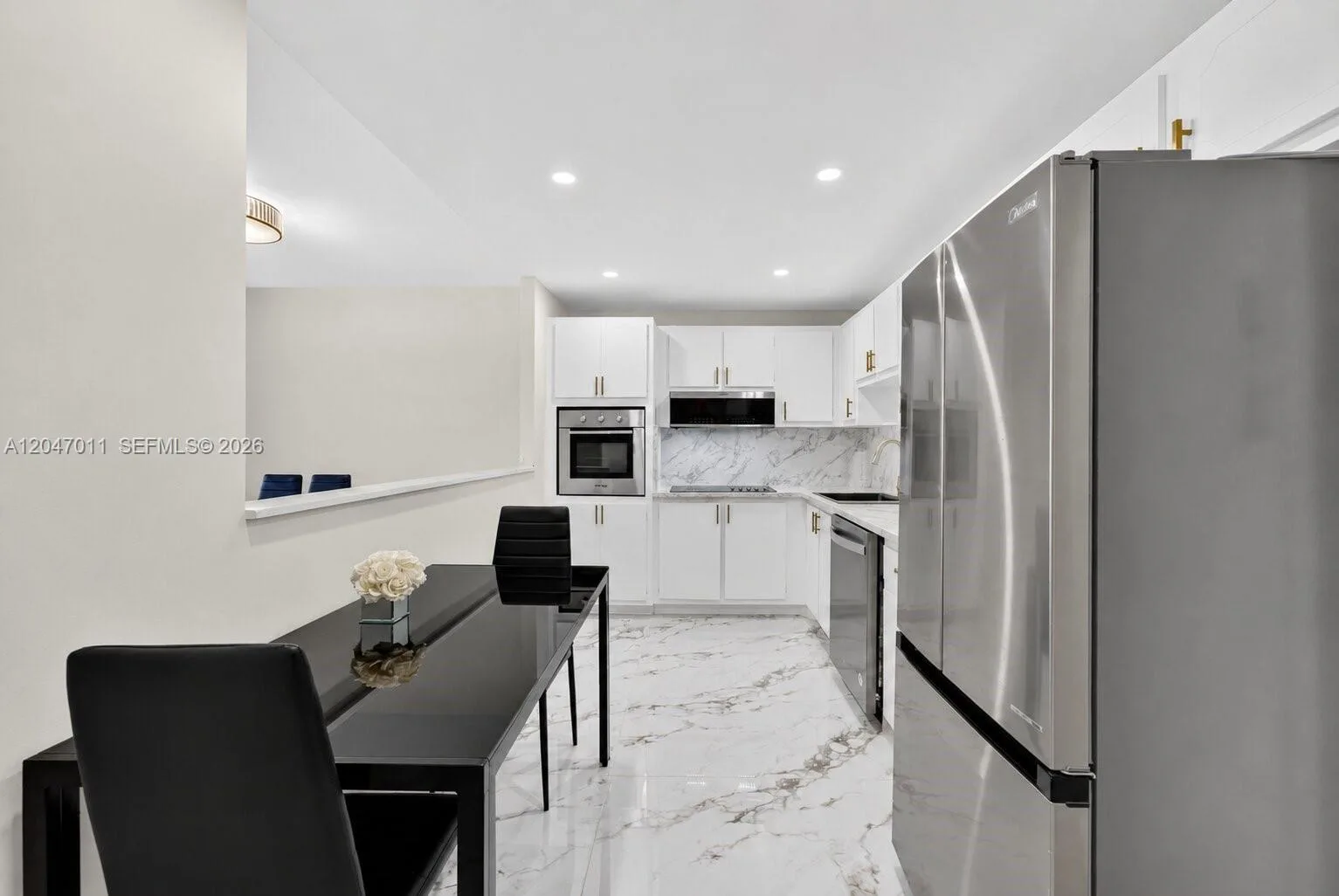 19380 Collins Ave # 608, Sunny Isles Beach, FL 33160 photo 4