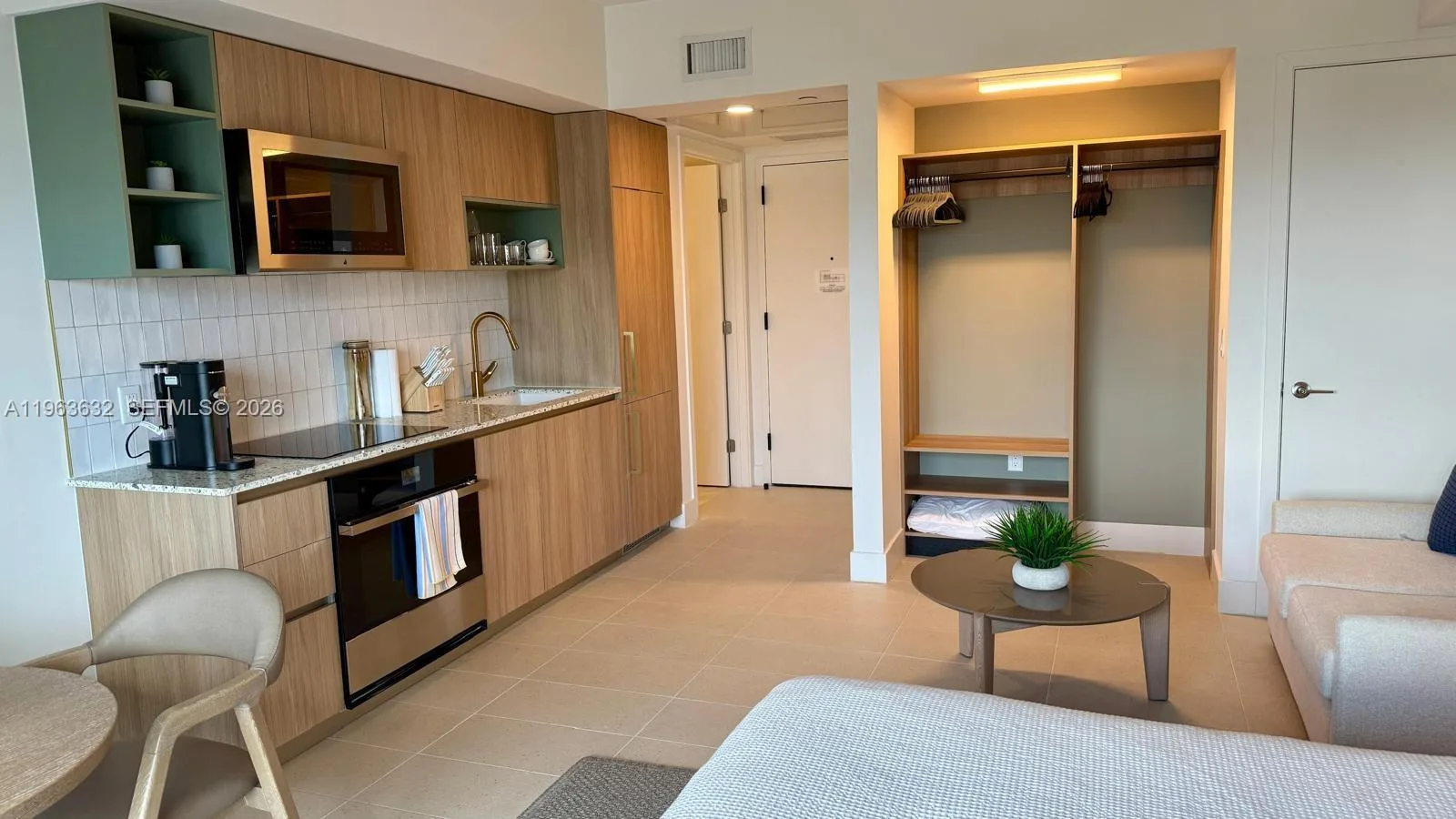 159 NE 6th St # 4010, Miami, FL 33132 photo 4