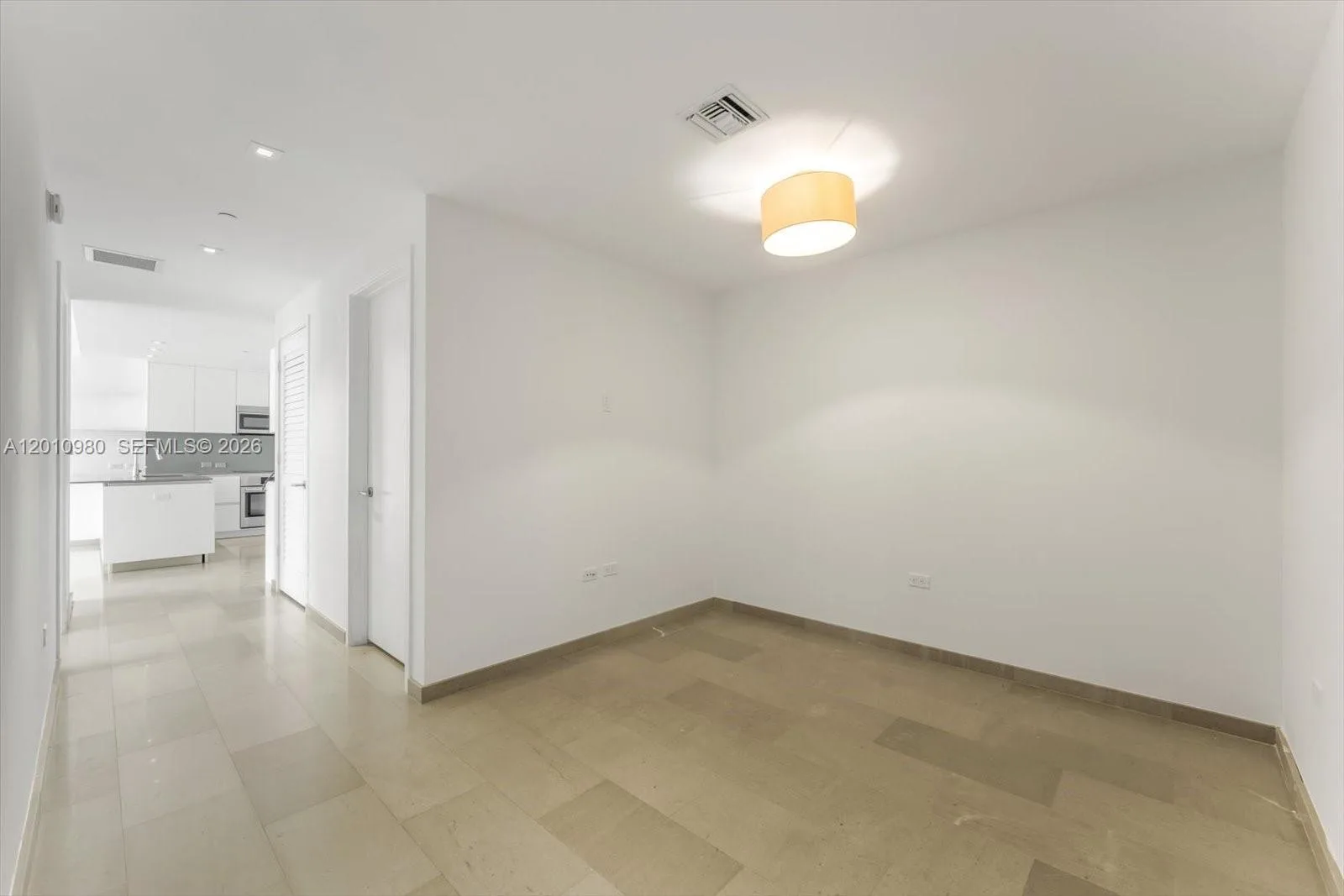 68 SE 6th St # 2304, Miami, FL 33131 photo 12