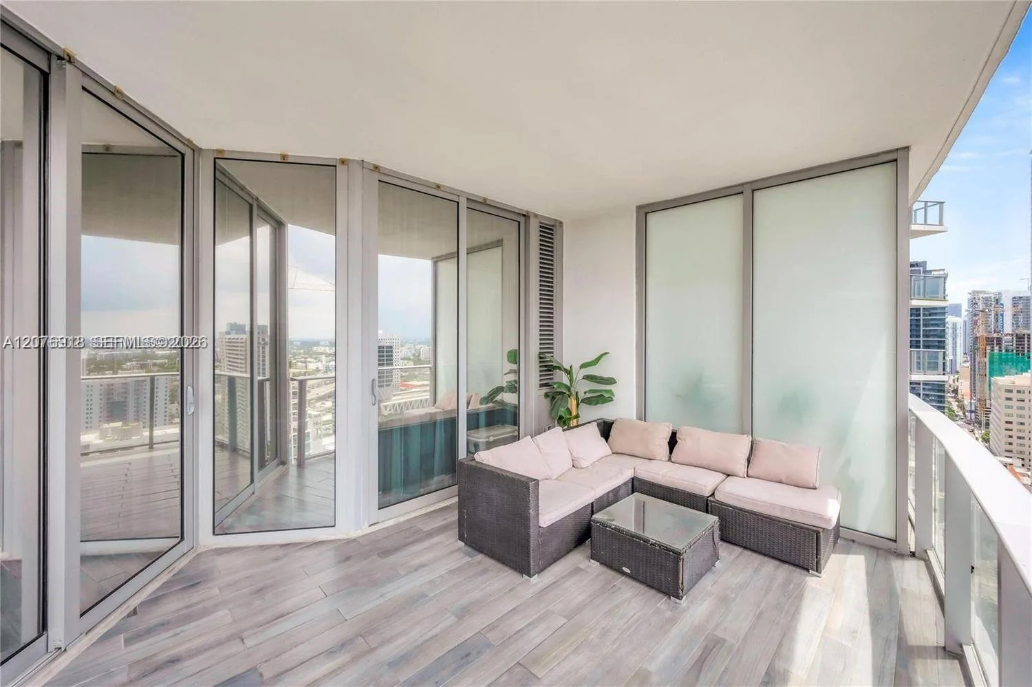 851 NE 1st Ave # 2408, Miami, FL 33132 photo 13