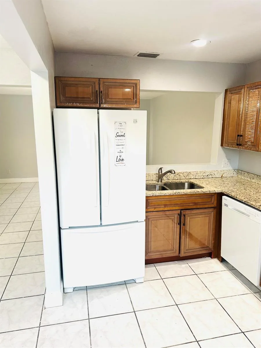 5145 BRECKENRIDGE Place # 30, West Palm Beach, FL 33417 photo 7