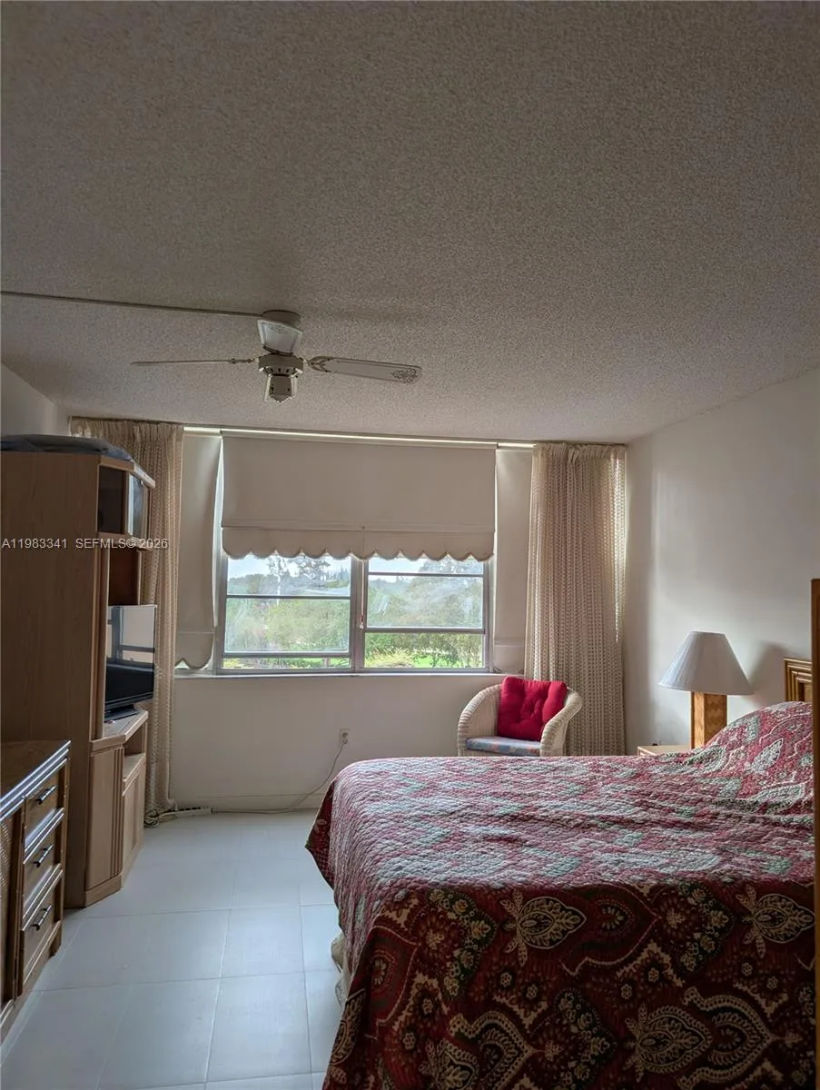 1000 E Saint Charles Pl # 519, Pembroke Pines, FL 33026 photo 11