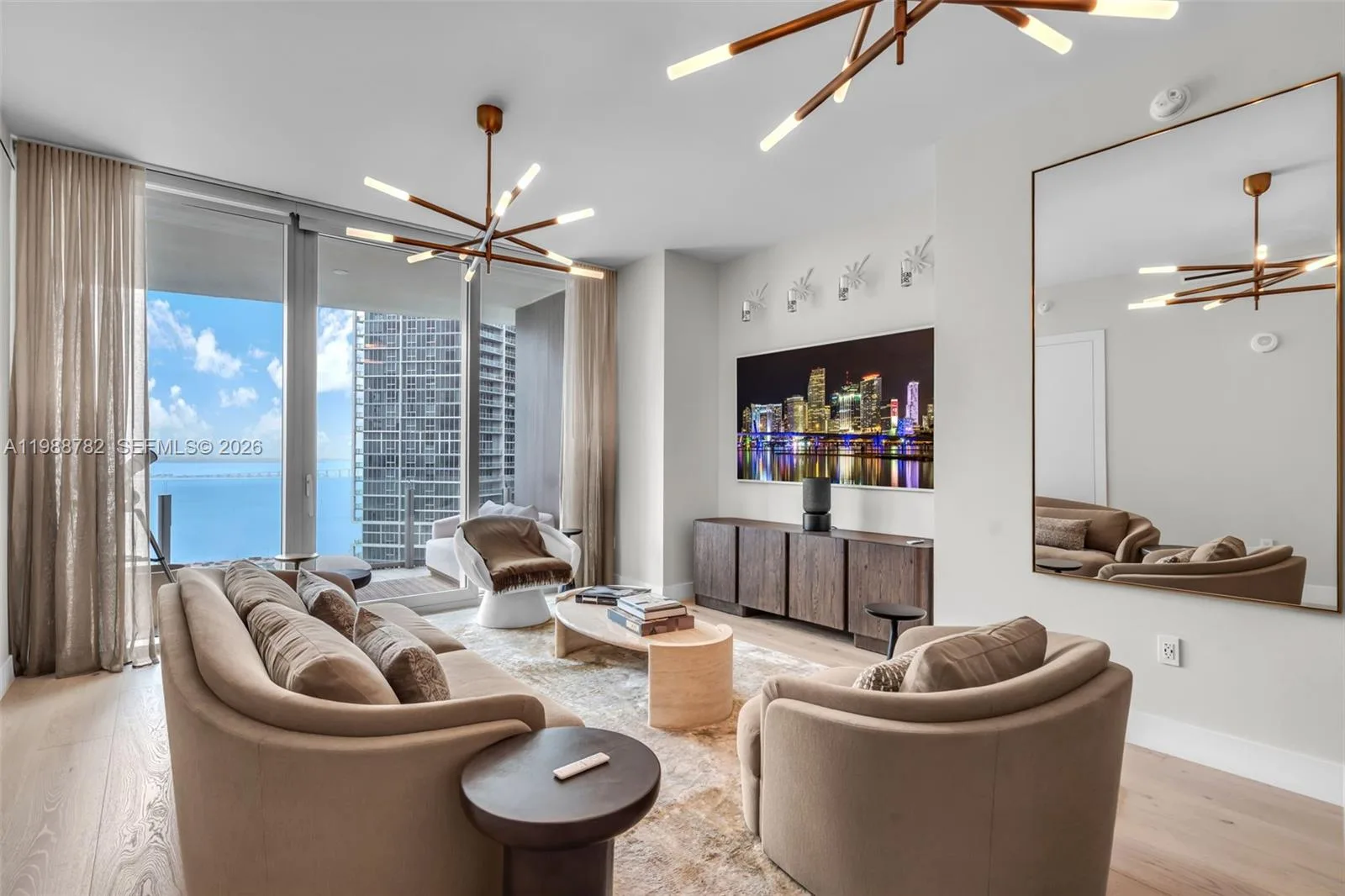 300 Biscayne Boulevard Way # 2605W, Miami, FL 33131