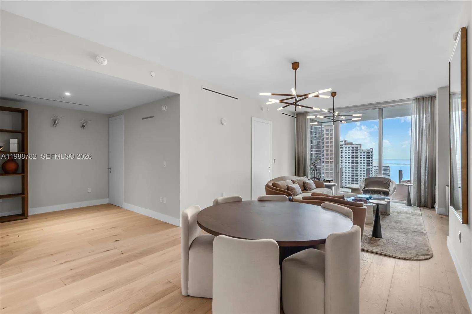 300 Biscayne Boulevard Way # 2605W, Miami, FL 33131 photo 3
