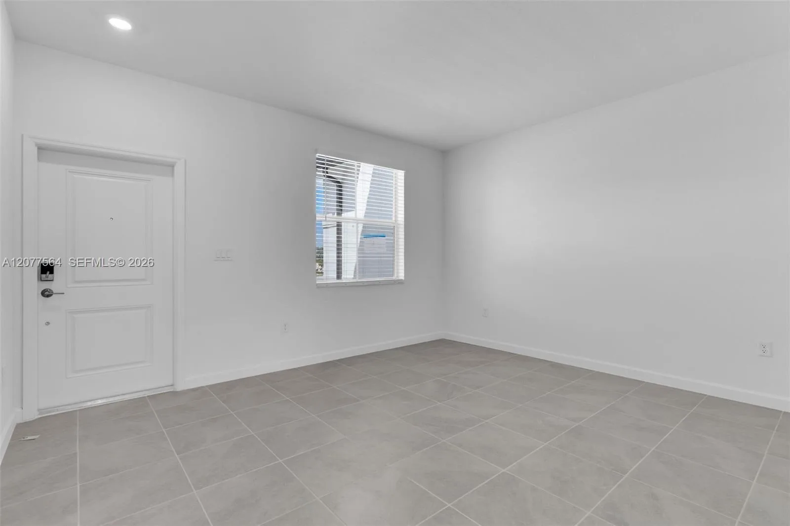 2660 SE 28th St, Homestead, FL 33035 photo 4
