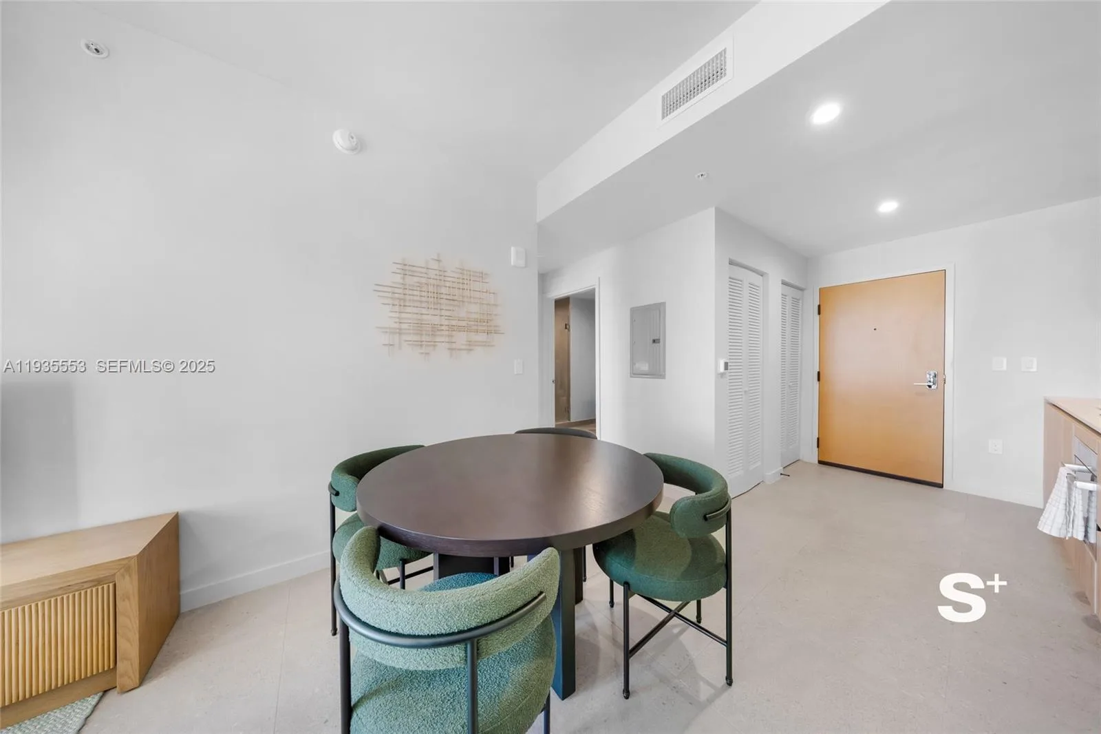 11 NE 6TH ST # 1903, Miami, FL 33132 photo 10