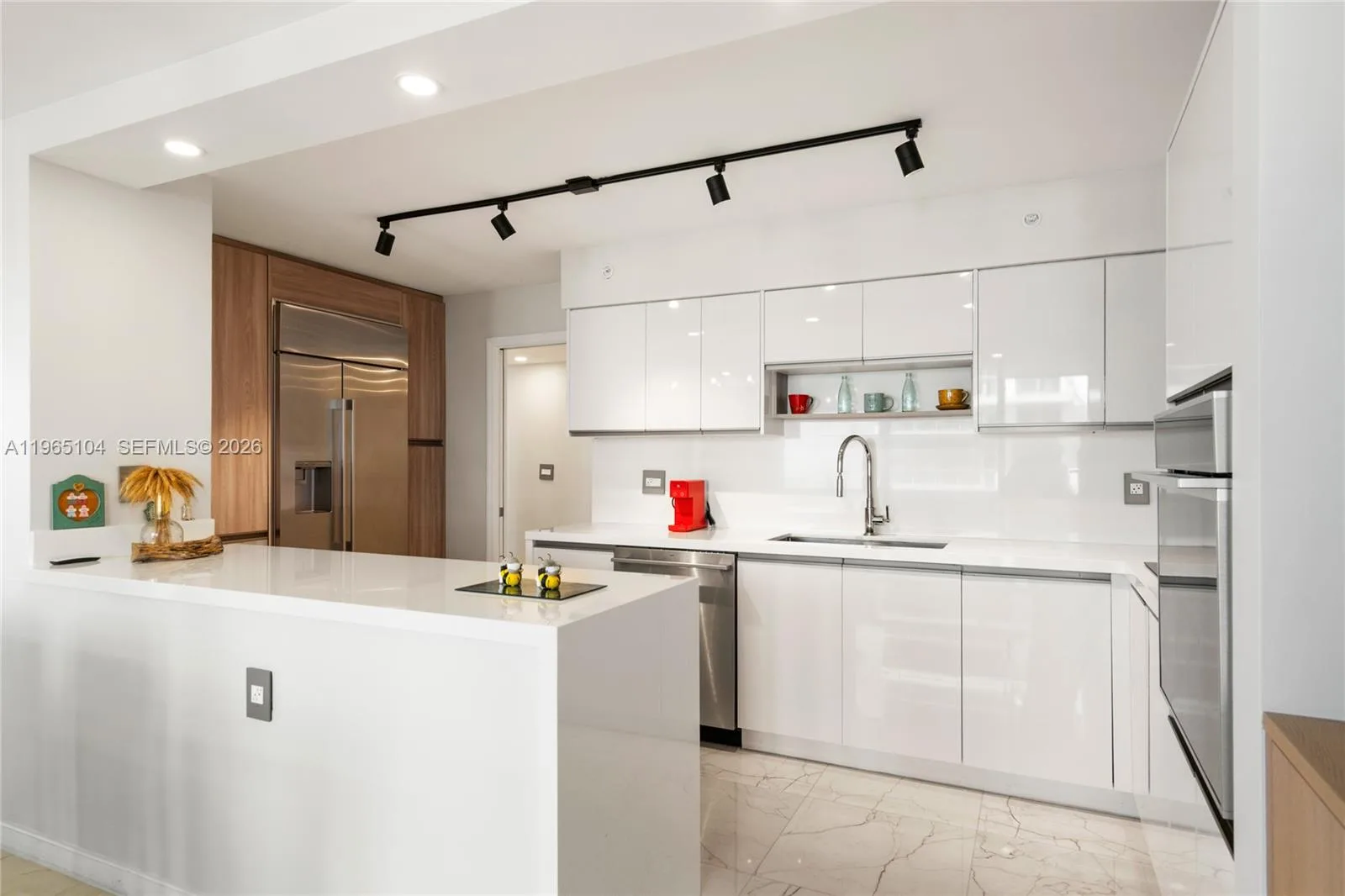5757 Collins Ave # 1006, Miami Beach, FL 33140 photo 4