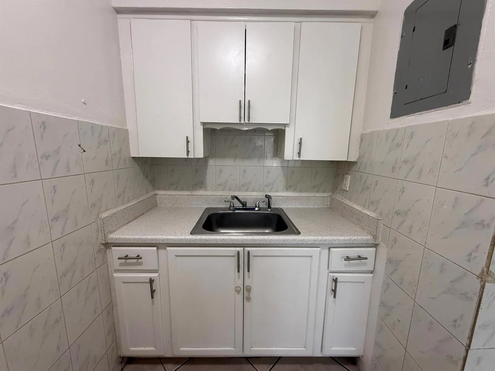 6014 Fillmore Street # 4e, Hollywood, FL 33024