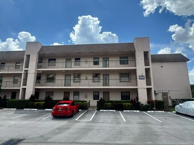10332 Sunrise Lakes Blvd # 106, Sunrise, FL 33322 photo 2