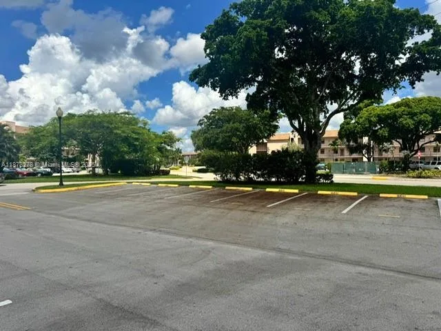 10332 Sunrise Lakes Blvd # 106, Sunrise, FL 33322 photo 3