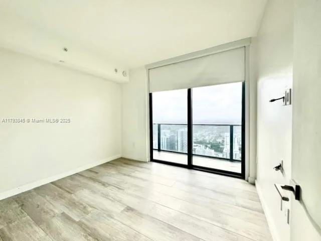 55 SW 9th St # 4008, Miami, FL 33130 photo 11