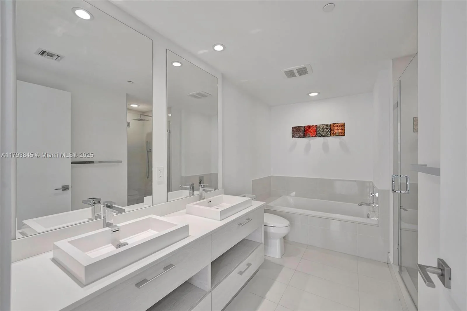 55 SW 9th St # 4008, Miami, FL 33130 photo 13