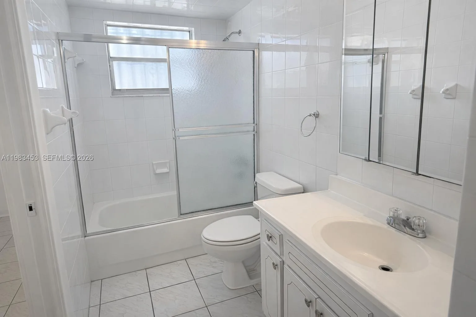 1630 W 46th St # 514B, Hialeah, FL 33012 photo 12