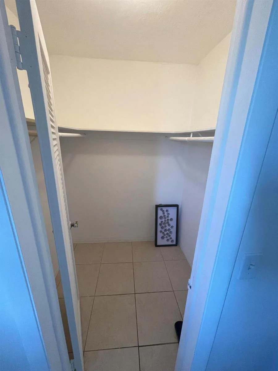 580 EGRET Drive # 314, Hallandale Beach, FL 33009 photo 9