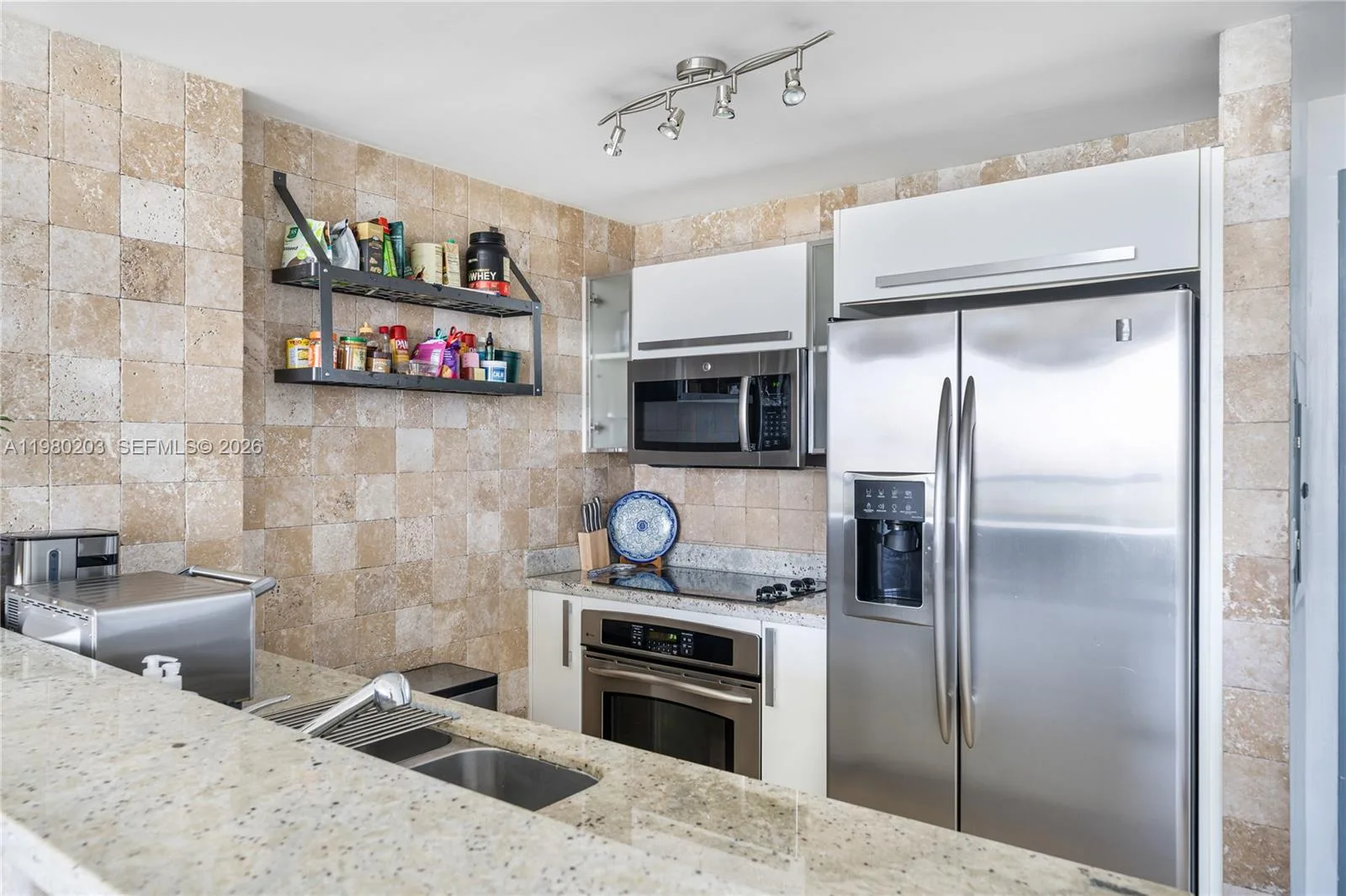 601 NE 36th St # 2908, Miami, FL 33137 photo 11