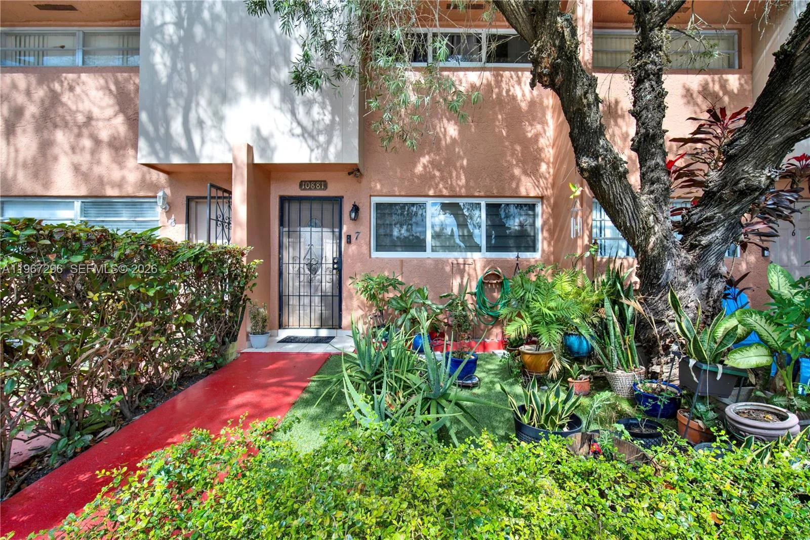 10881 SW 6th St # 7, Sweetwater, FL 33174