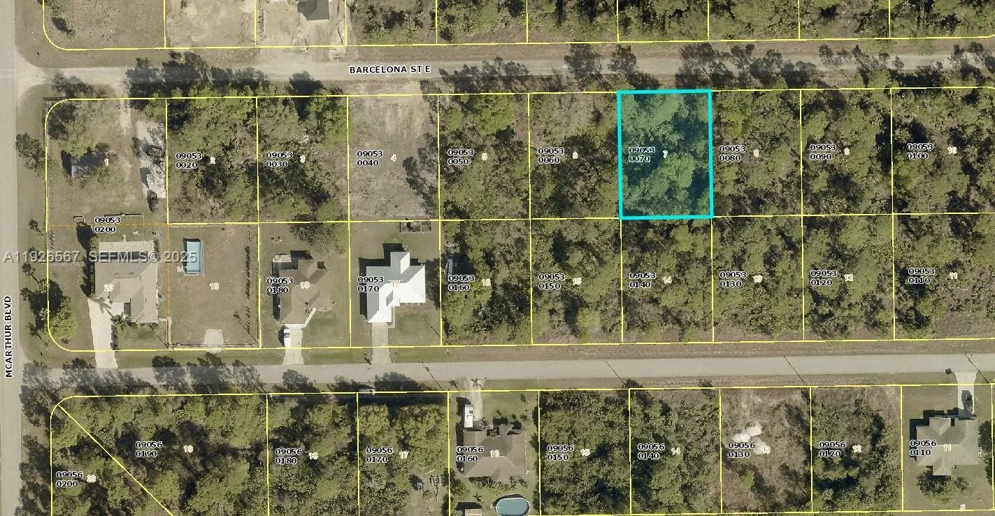 1020 Barcelona Street S, Lehigh Acres, FL 33974