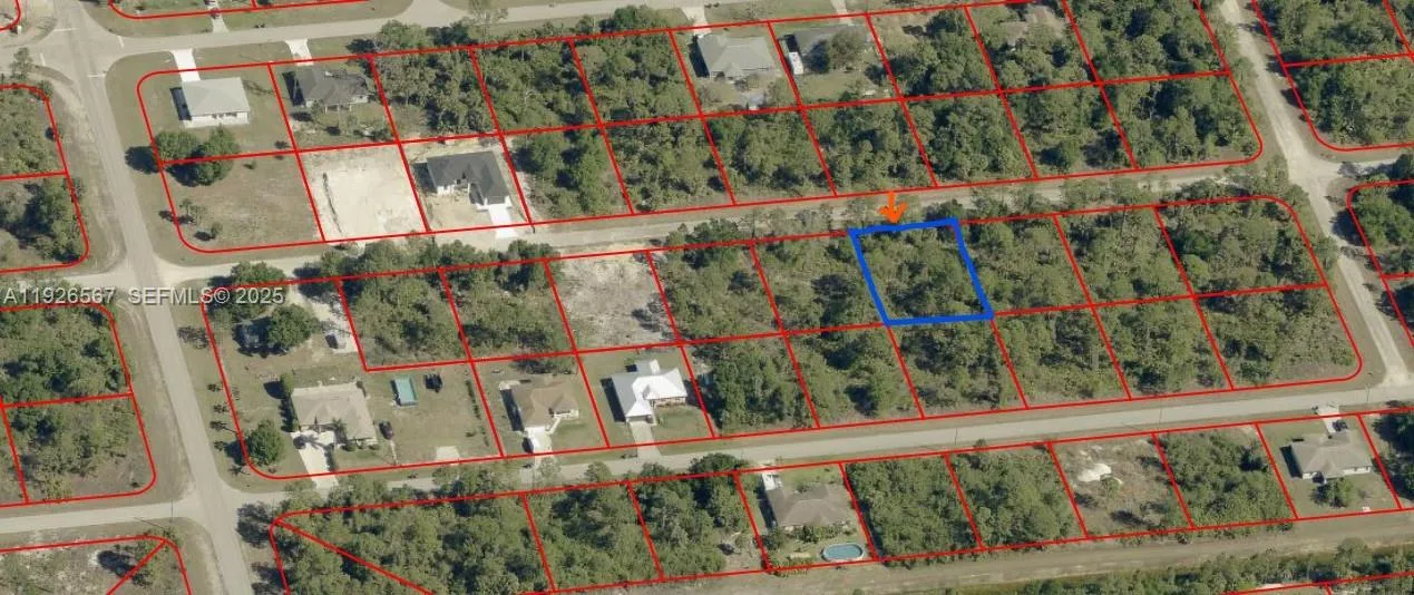 1020 Barcelona Street S, Lehigh Acres, FL 33974 — zdjęcie 3