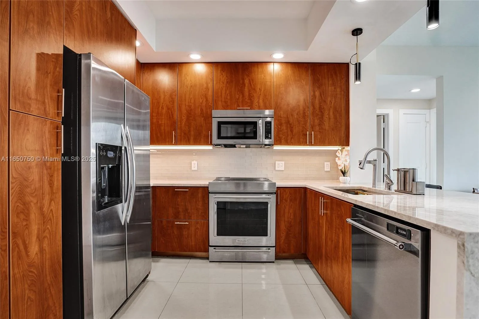 315 NE 3rd Ave # 1505, Fort Lauderdale, FL 33301 photo 13
