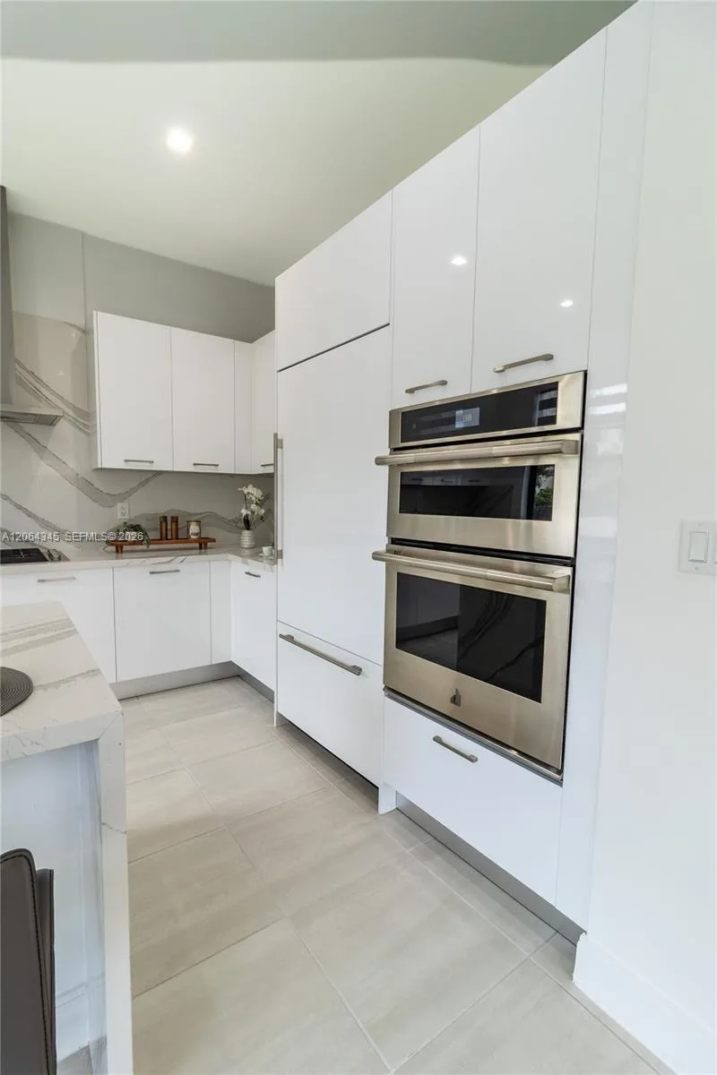 4311 NW 82nd Ave, Doral, FL 33166 photo 8