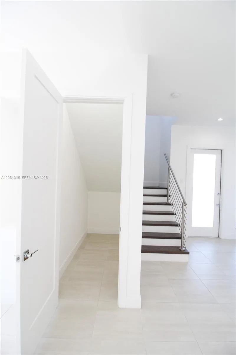 4311 NW 82nd Ave, Doral, FL 33166 photo 9